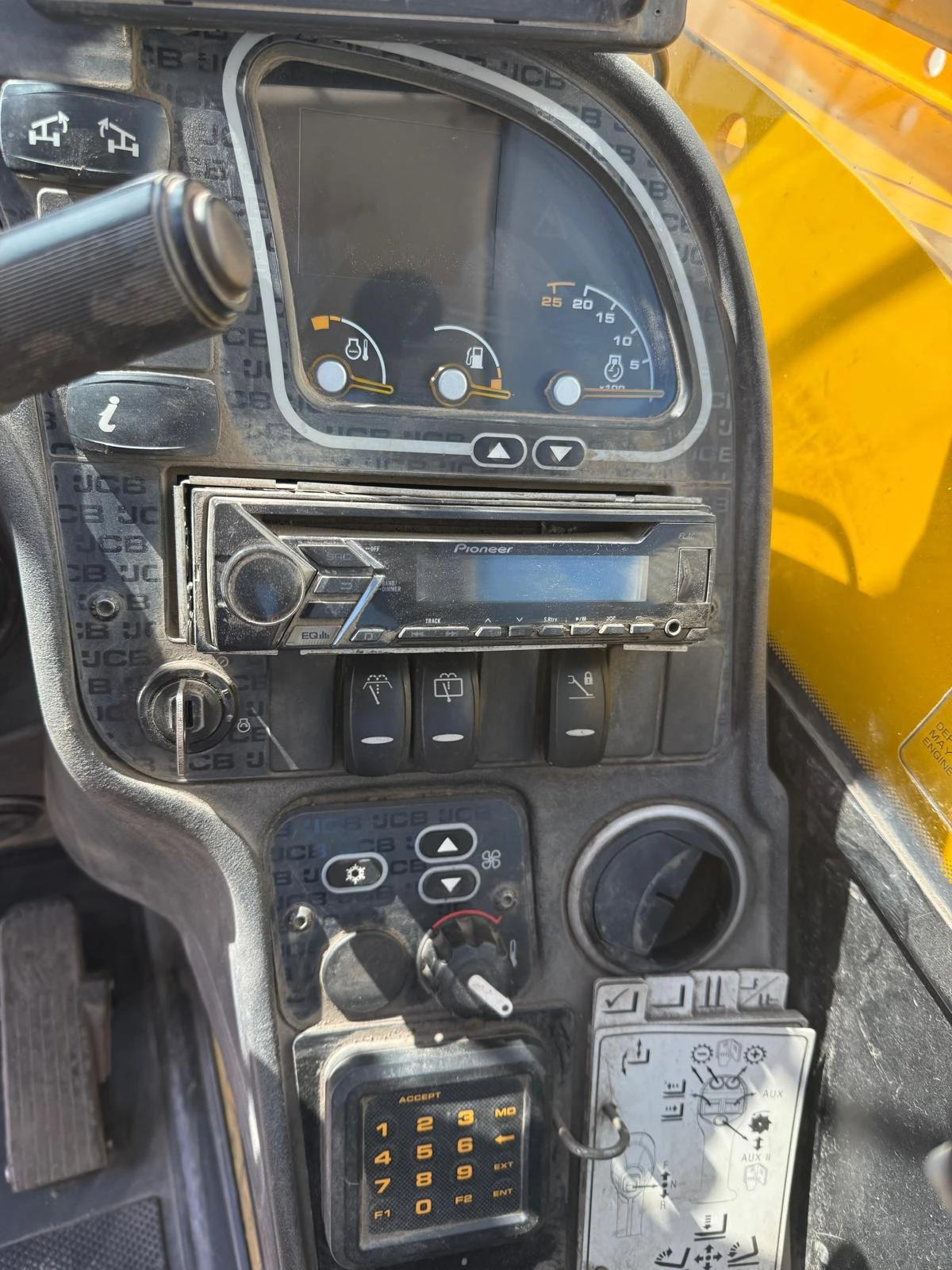 ������������ �������� JCB 540-170 HI-VIZ ������ | Mobile.bg � ����������� 9