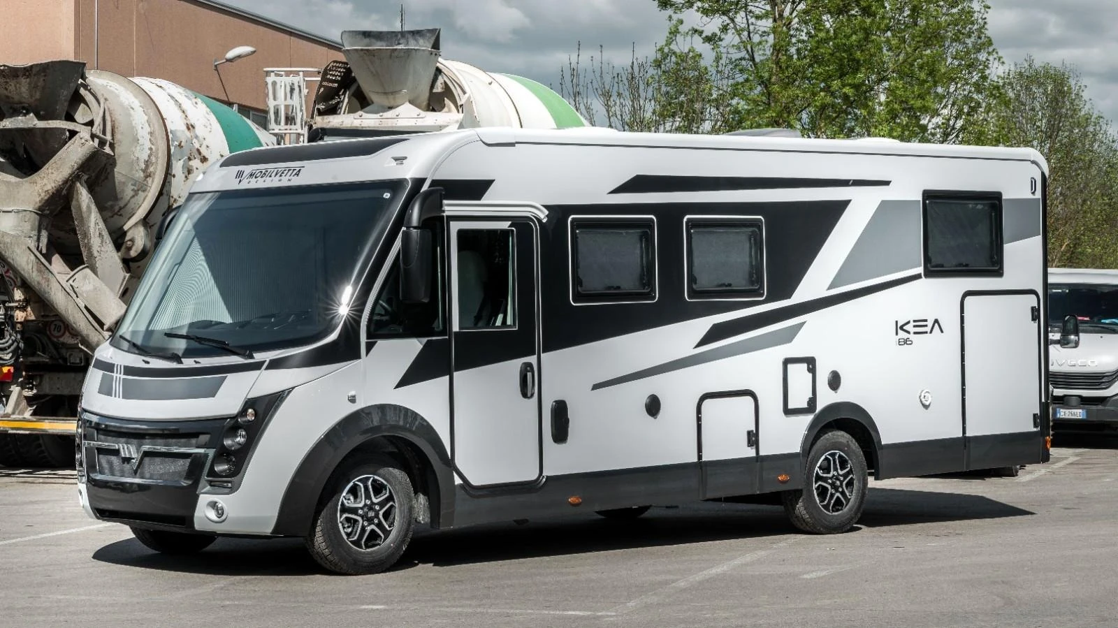 ������ Mobilvetta KEA-86* CAM* 2+ 2* 180HP* NEW*  | Mobile.bg � ����������� 1