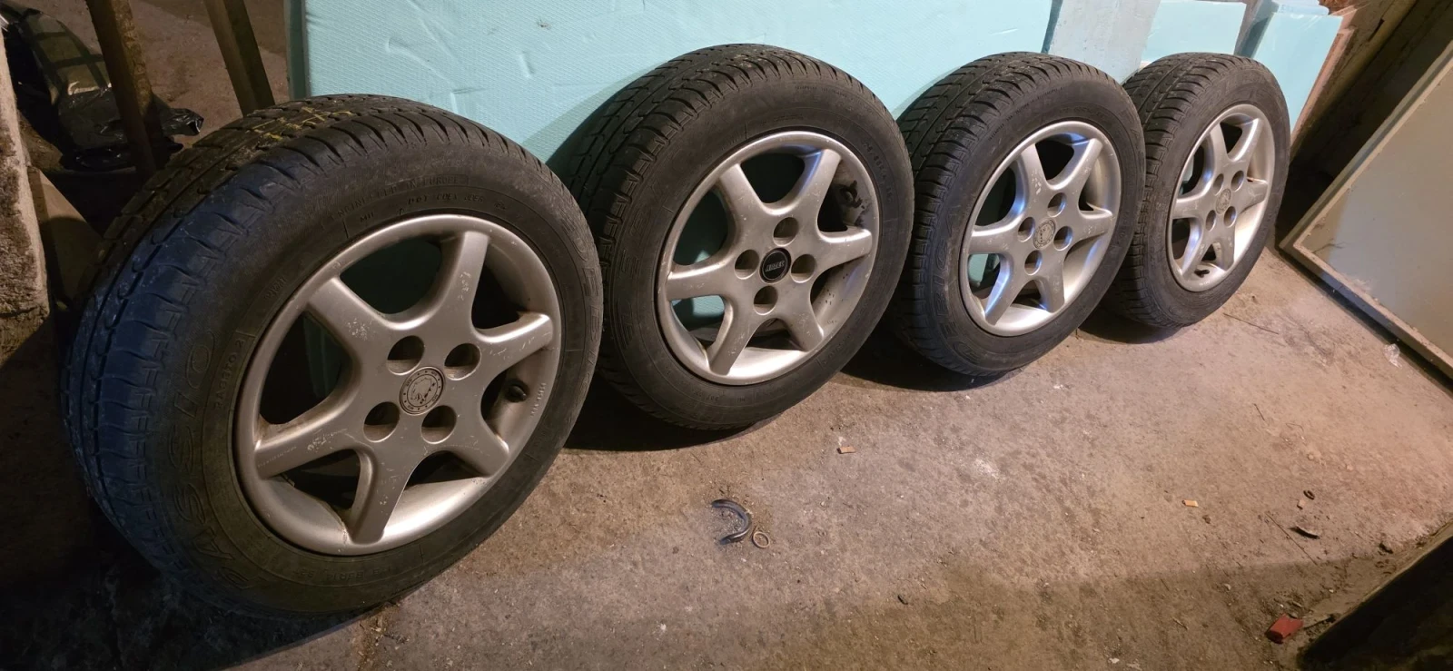 Гуми с джанти Debica 175/65R14