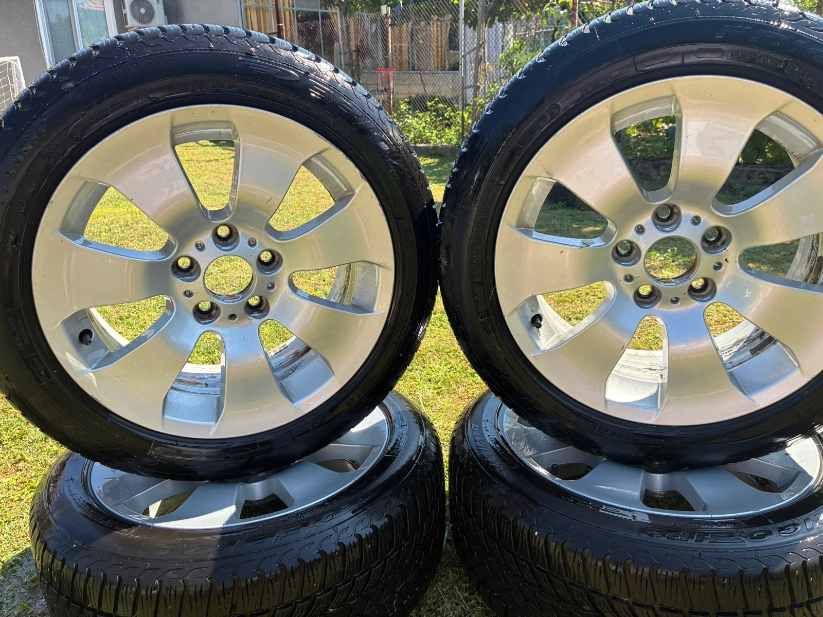 Гуми с джанти Debica 225/50R17, снимка 2 - Гуми и джанти - 55826832
