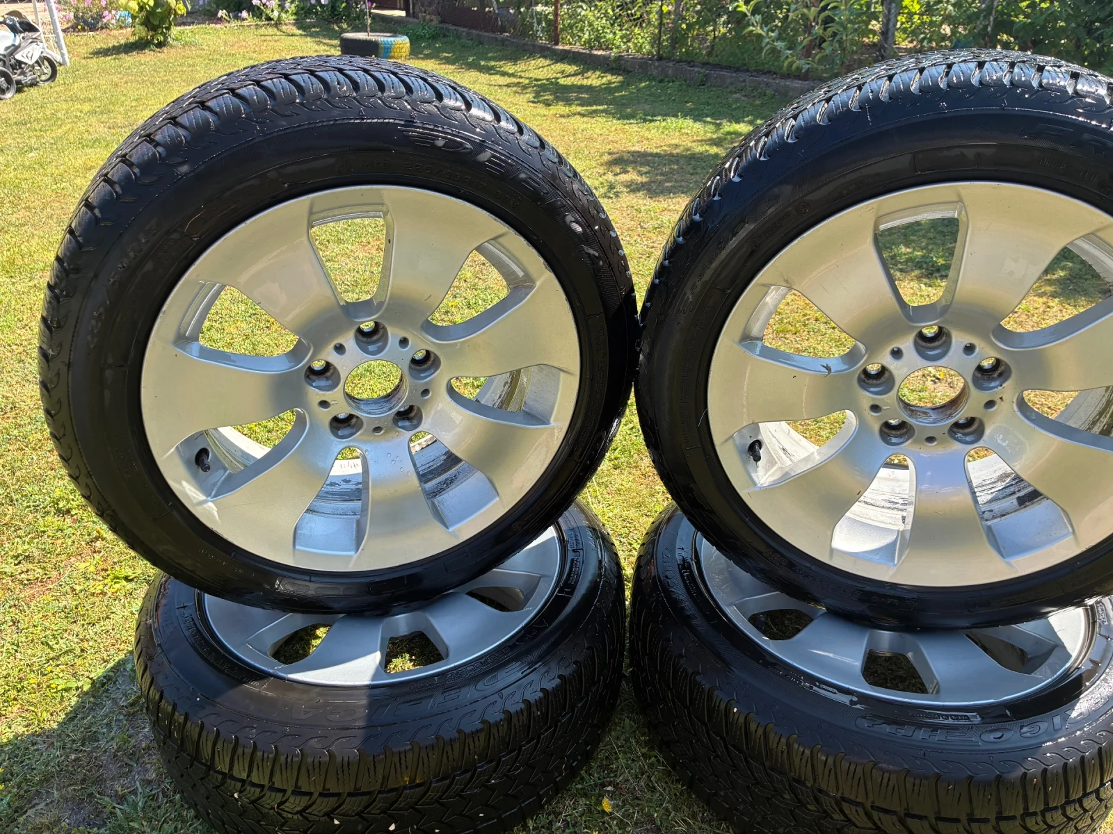 Гуми с джанти Debica 225/50R17