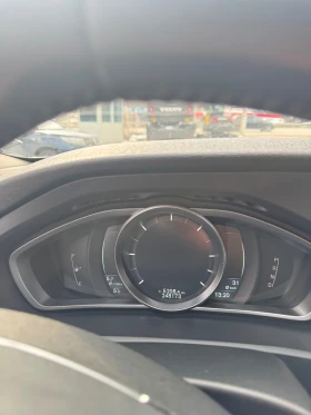 Volvo V40 Cross Country D2, снимка 14
