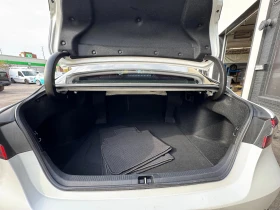 Toyota Camry XSE V6 , снимка 14