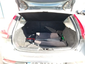 Volvo V40 Cross Country, снимка 11