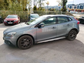Volvo V40 Cross Country, снимка 2