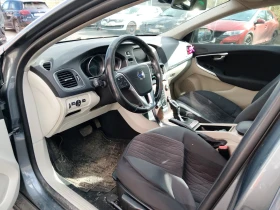 Volvo V40 Cross Country, снимка 8