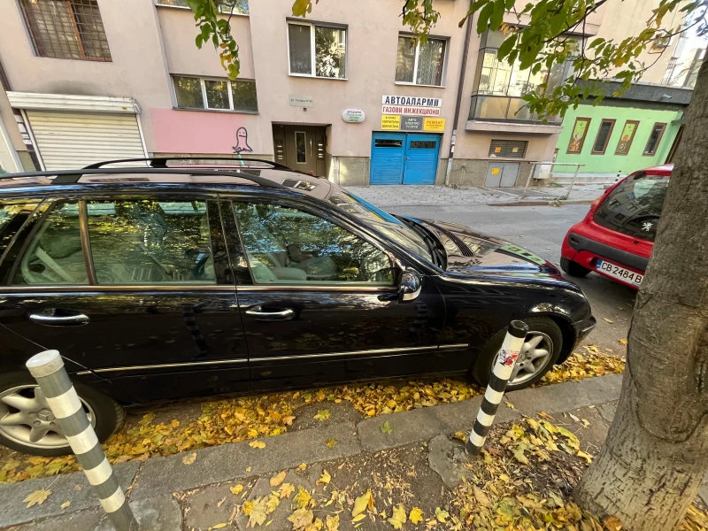 Mercedes-Benz C 320, снимка 11 - Автомобили и джипове - 47811989