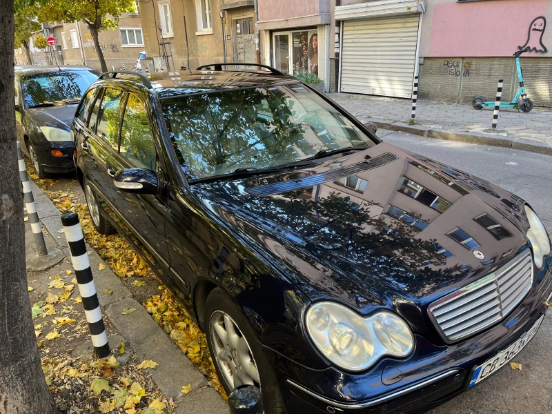 Mercedes-Benz C 320, снимка 9 - Автомобили и джипове - 47811989