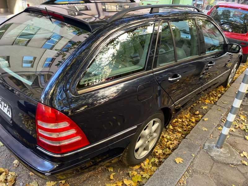 Mercedes-Benz C 320, снимка 8 - Автомобили и джипове - 47811989