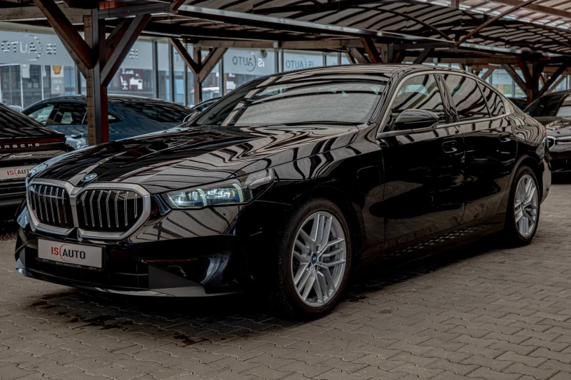 BMW 550 e/xDrive/M-Sport/HuD/Камера/Adaptive Drive, снимка 2 - Автомобили и джипове - 50569692