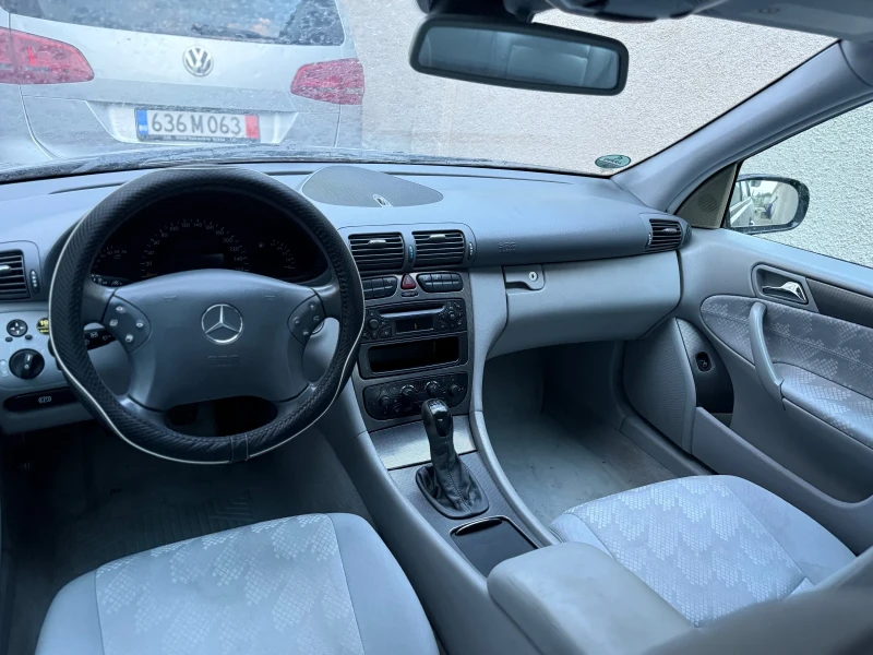 Mercedes-Benz 180, снимка 5 - Автомобили и джипове - 52056939