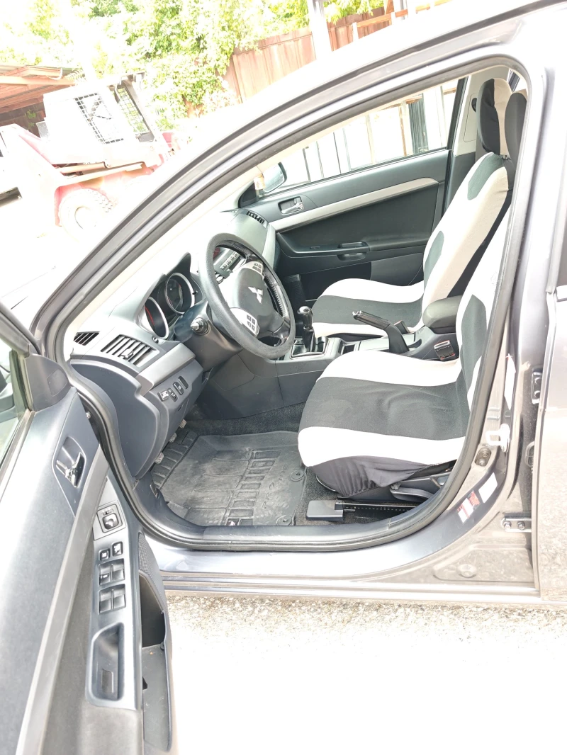 Mitsubishi Lancer, снимка 15 - Автомобили и джипове - 52035932