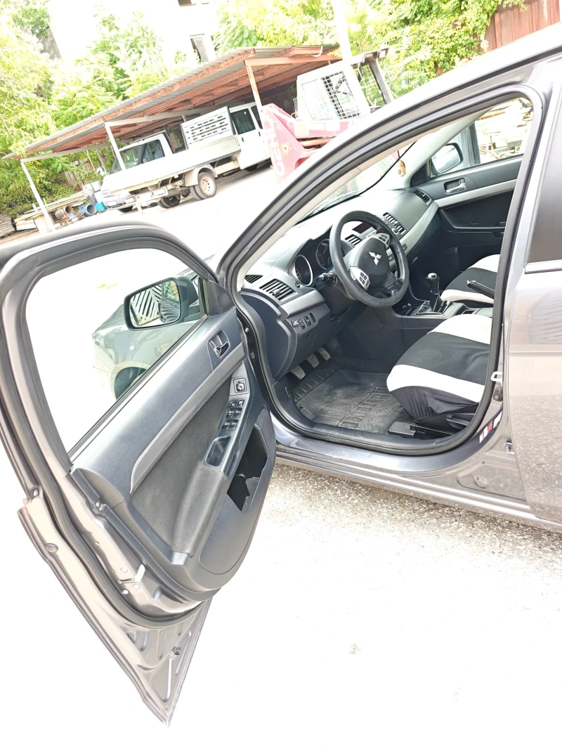 Mitsubishi Lancer, снимка 14 - Автомобили и джипове - 52035932