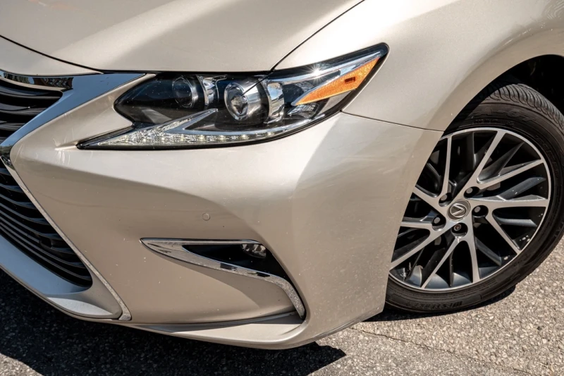 Lexus ES 350 ОБДУХВАНЕ/ЩОРИ/ШИБЕДАХ/ДВУТОНОВ САЛОН/АВТОКРЕДИТ, снимка 2 - Автомобили и джипове - 52537015