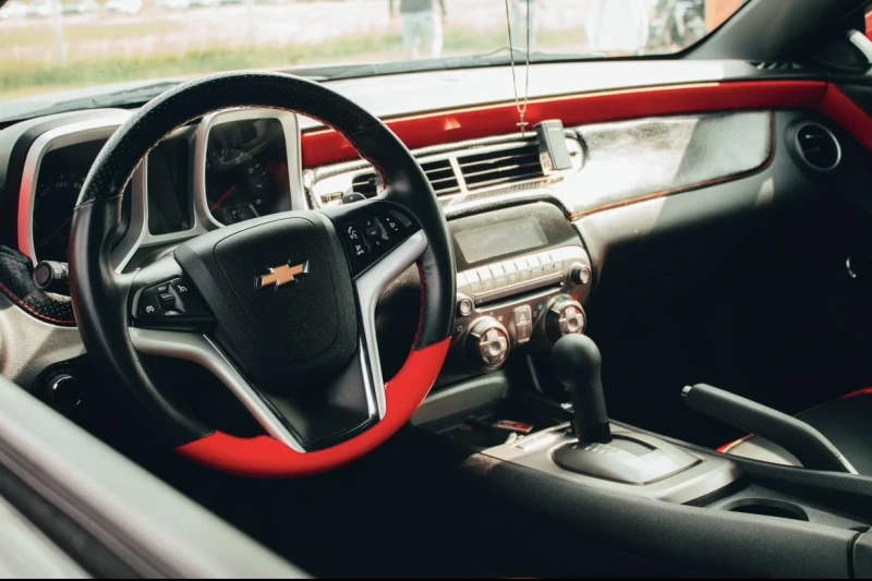 Chevrolet Camaro, снимка 12 - Автомобили и джипове - 52712026