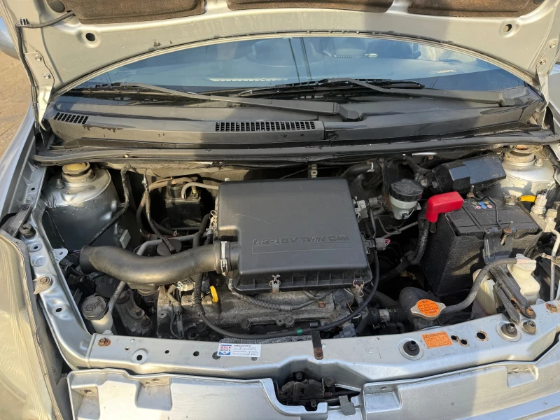 Daihatsu Sirion, снимка 7 - Автомобили и джипове - 53261540