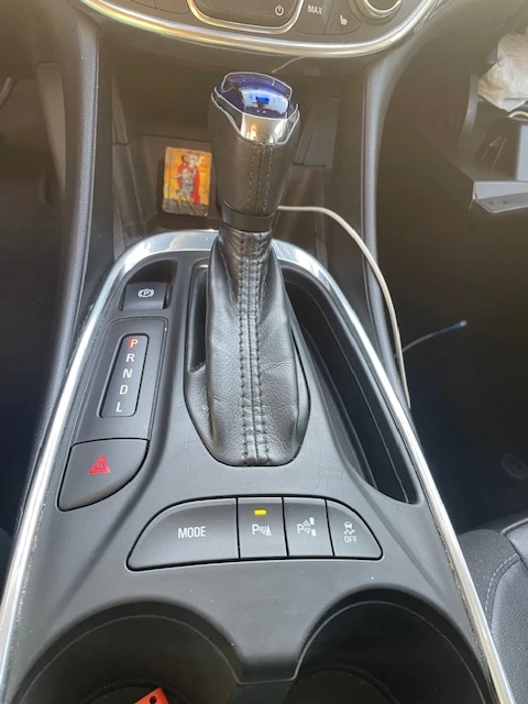 Chevrolet Volt II, снимка 15 - Автомобили и джипове - 52629452