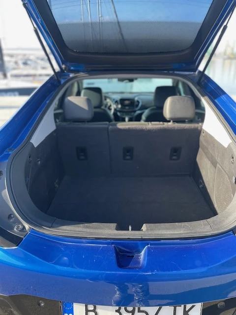 Chevrolet Volt II, снимка 10 - Автомобили и джипове - 52629452