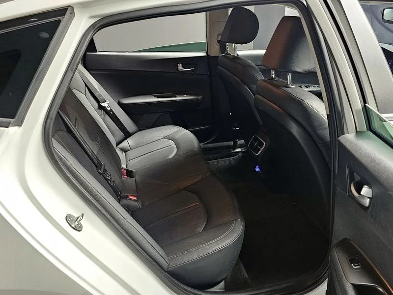Kia K5 2.0| 160к.с.| ВКЛ.ТЕХНОТЕСТ, снимка 12 - Автомобили и джипове - 55222240