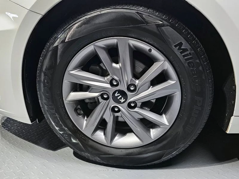 Kia K5 2.0| 160к.с.| ВКЛ.ТЕХНОТЕСТ, снимка 5 - Автомобили и джипове - 55222240