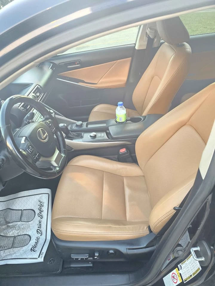 Lexus IS 300 * AWD* АВТОКРЕДИТ БЕЗ ПЪРВОНАЧАЛНА ВНОСКА* , снимка 9 - Автомобили и джипове - 55313469