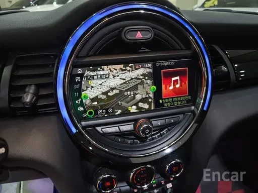 Mini Cooper High* ПОДГРЕВ* ПАНОРАМА* KAМЕРА* АСИСТЕНТИ СИГУРНО, снимка 9 - Автомобили и джипове - 55644175