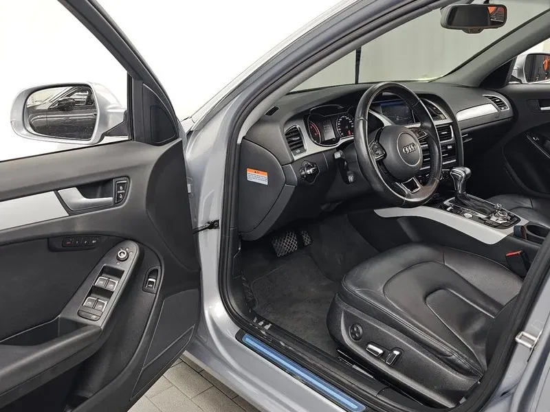 Audi A4 2.0 TDI - САМО 30% АВАНС, снимка 10 - Автомобили и джипове - 55738751