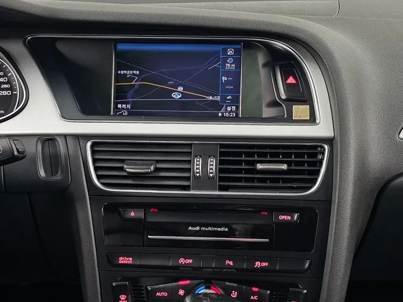 Audi A4 2.0 TDI - САМО 30% АВАНС, снимка 14 - Автомобили и джипове - 55738751
