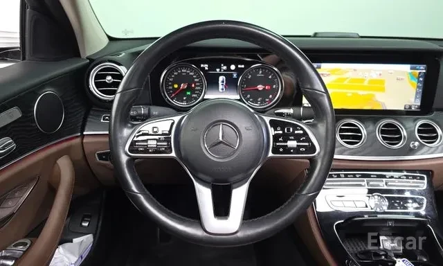 Mercedes-Benz E 220 D * AVANTGARDE * ШИБИДАХ * , снимка 6 - Автомобили и джипове - 56092699
