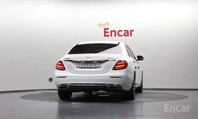 Mercedes-Benz E 220 D * AVANTGARDE * ШИБИДАХ * , снимка 4 - Автомобили и джипове - 56092699