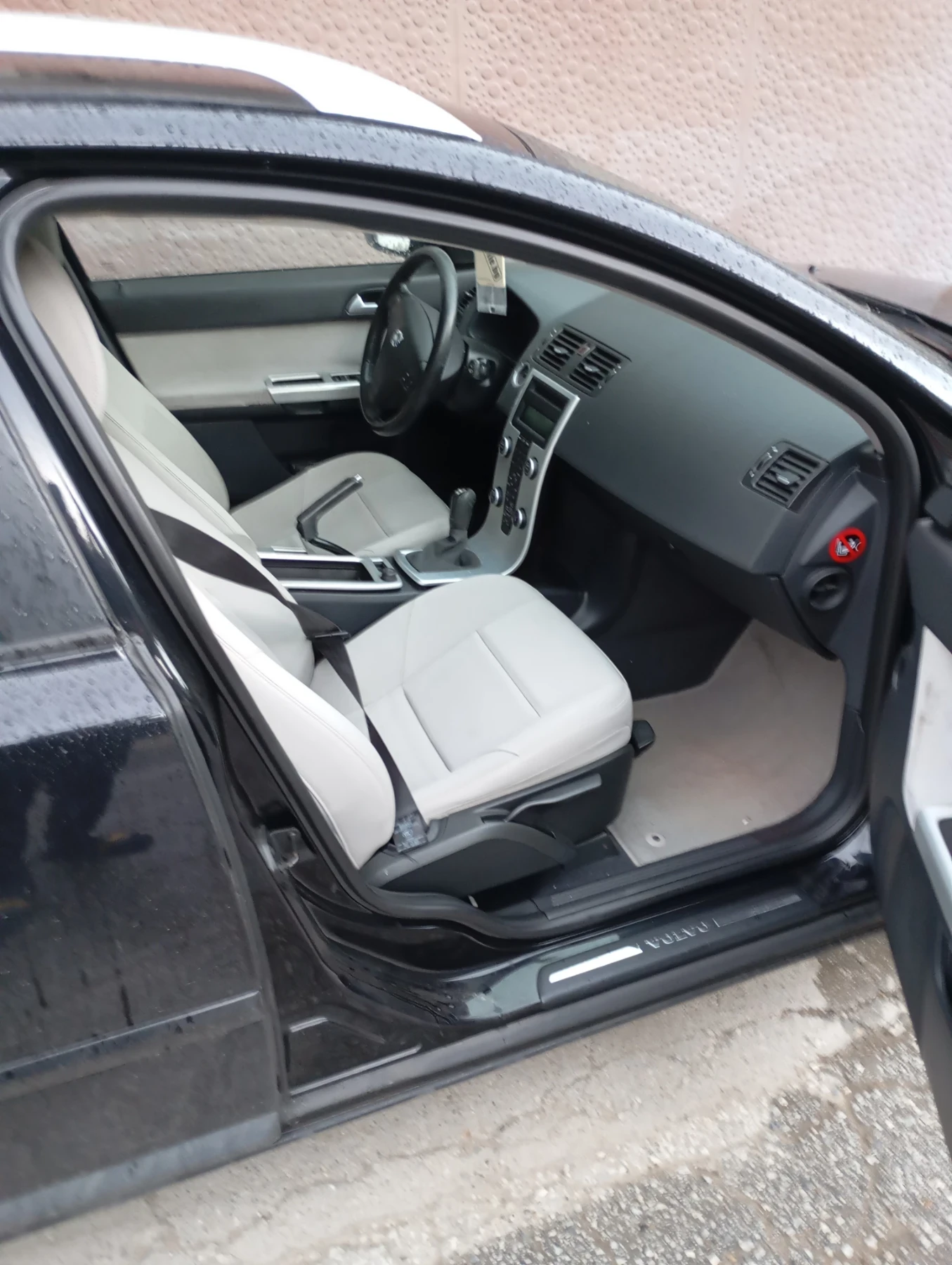 Volvo V50  - изображение 5