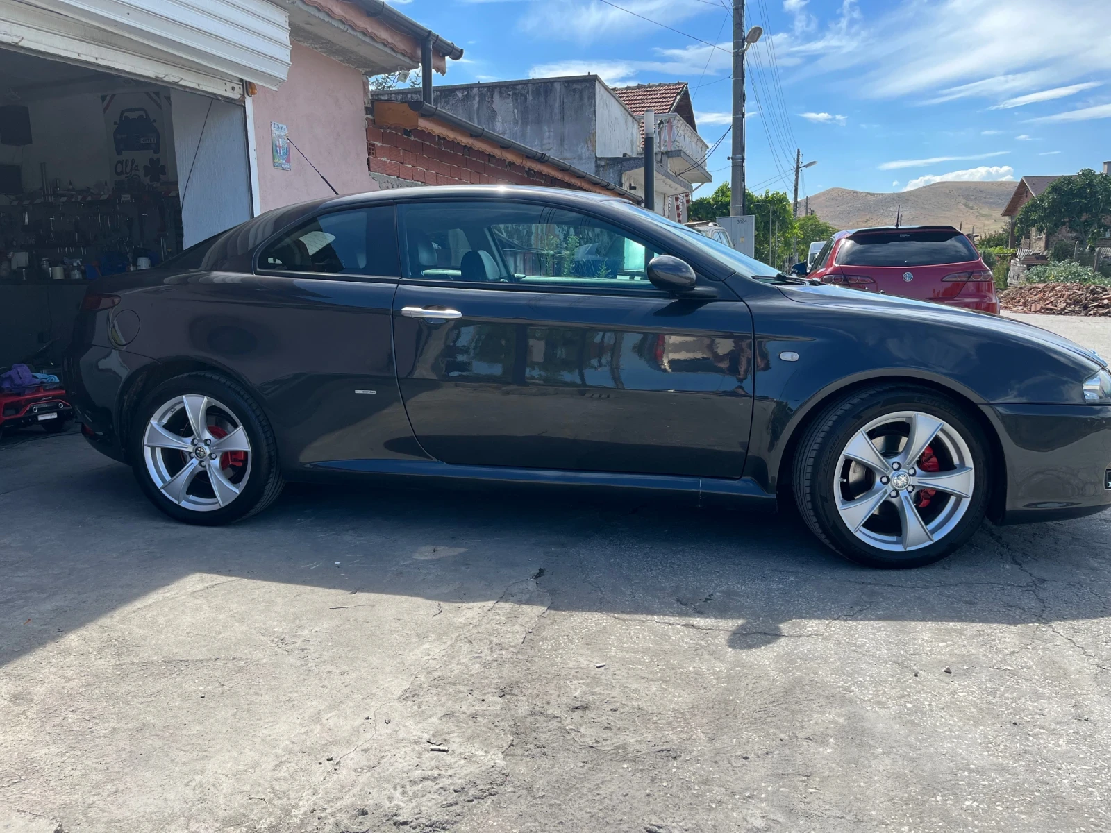 Alfa Romeo Gt 1.9 16v JTDm - изображение 8