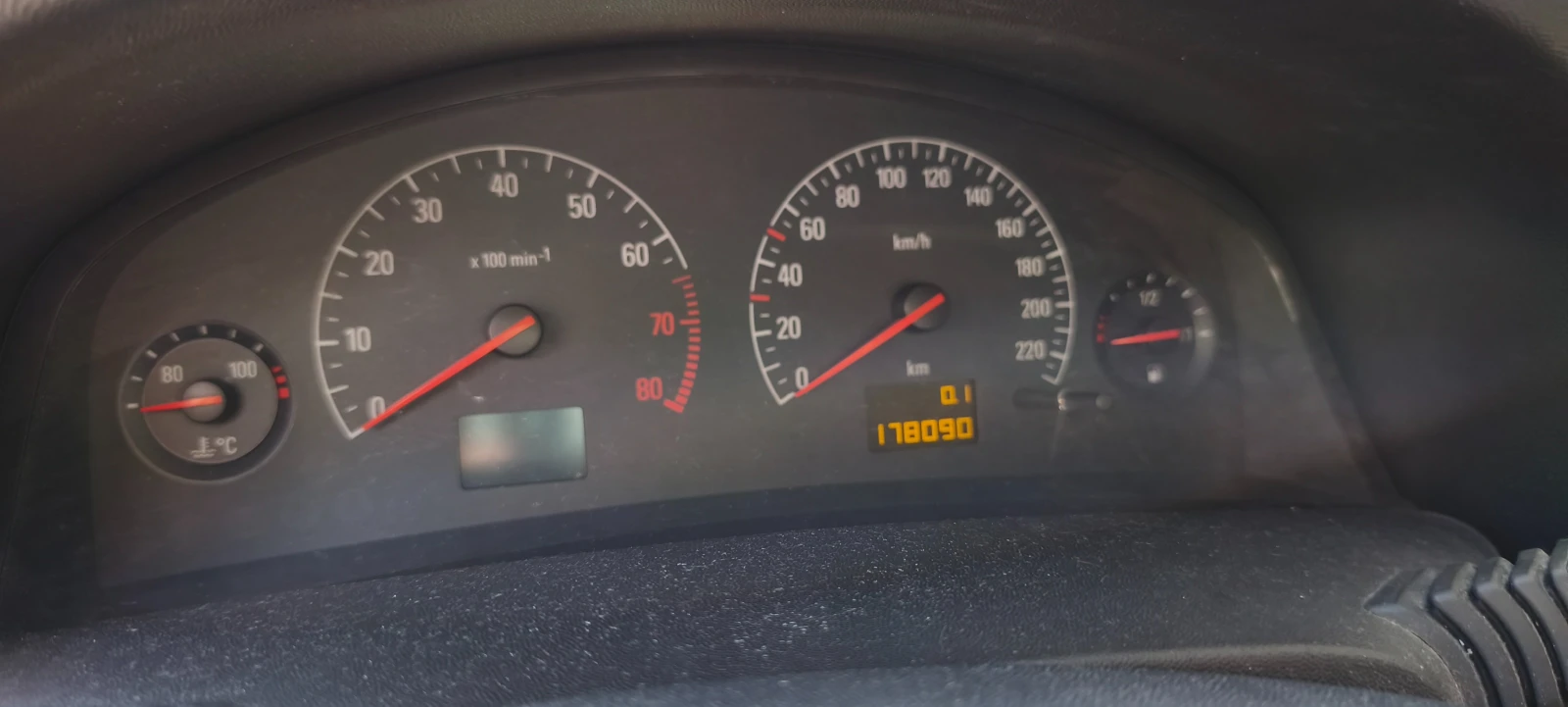Opel Vectra  - изображение 8