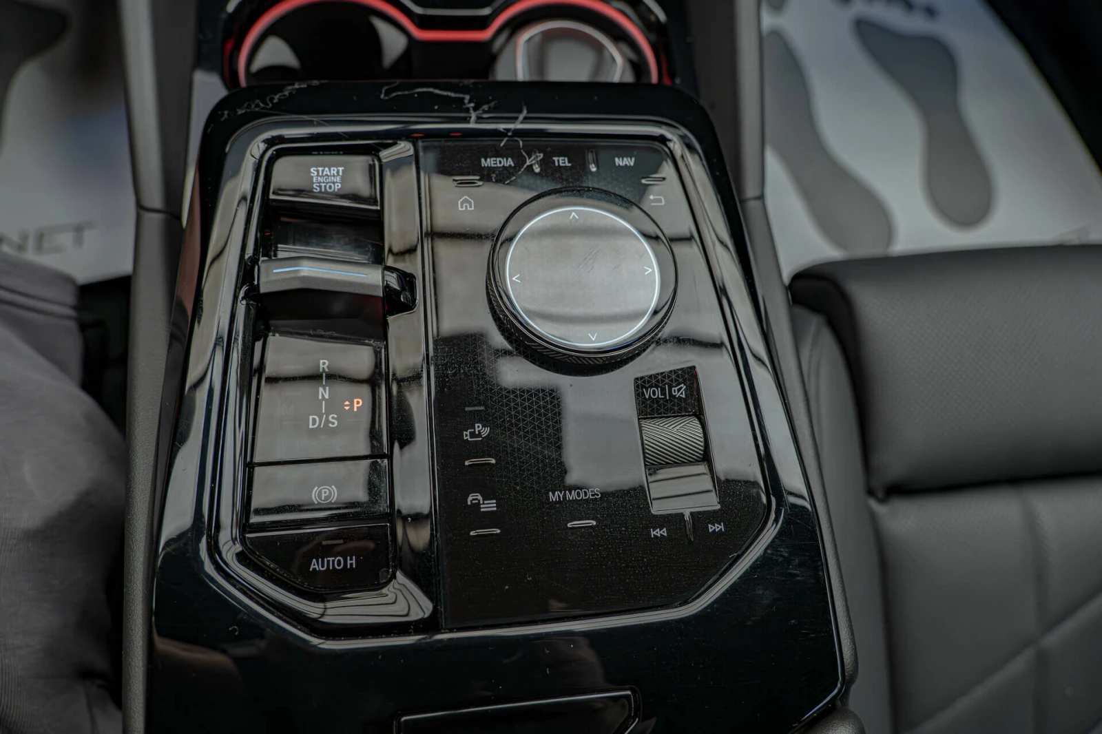 BMW 550 e/xDrive/M-Sport/HuD//Adaptive Drive | Mobile.bg   12