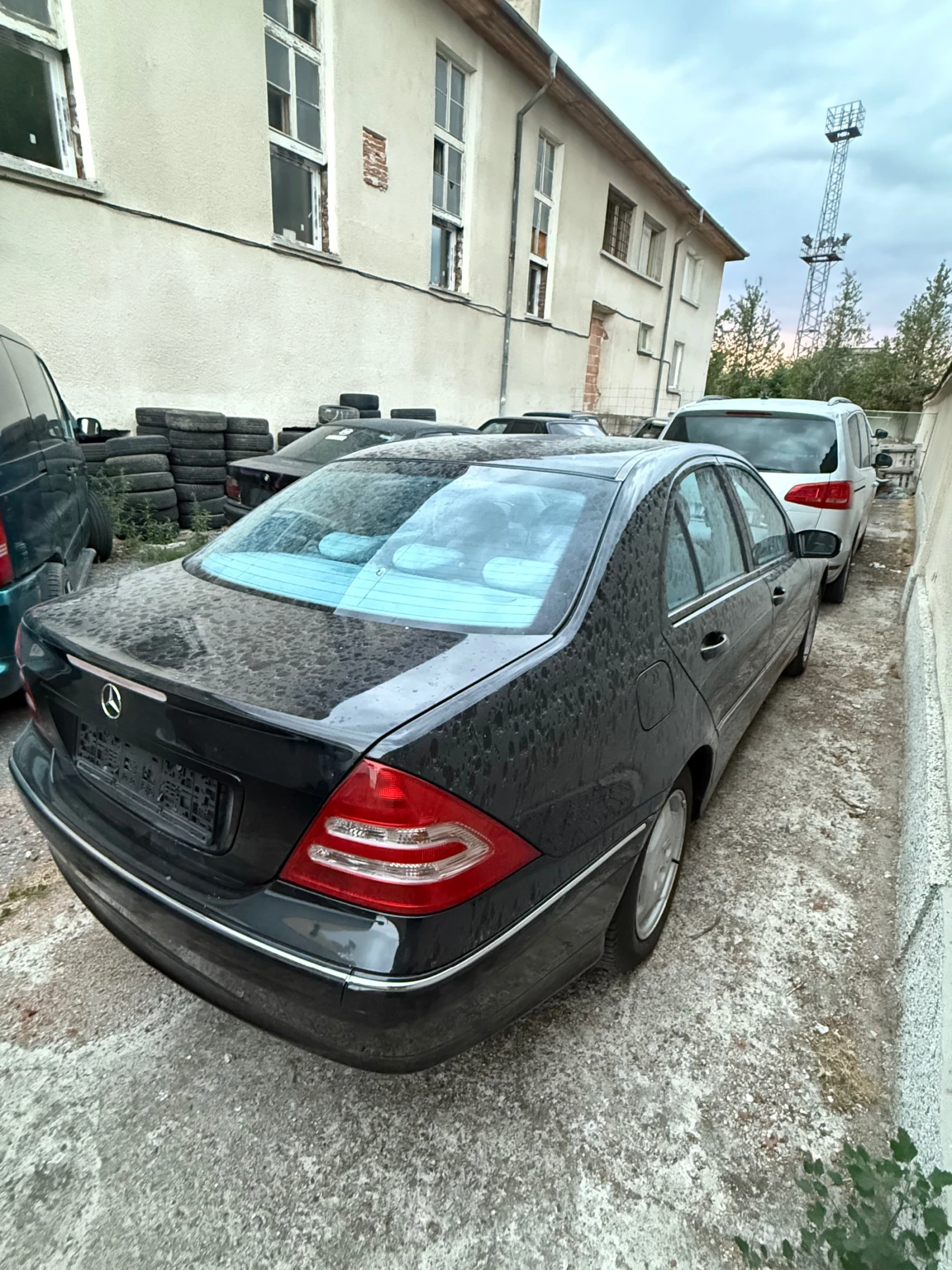 Mercedes-Benz 180  - изображение 3