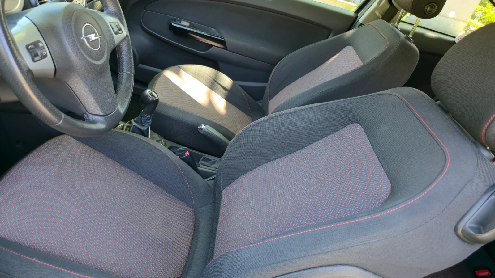Opel Corsa  - изображение 9
