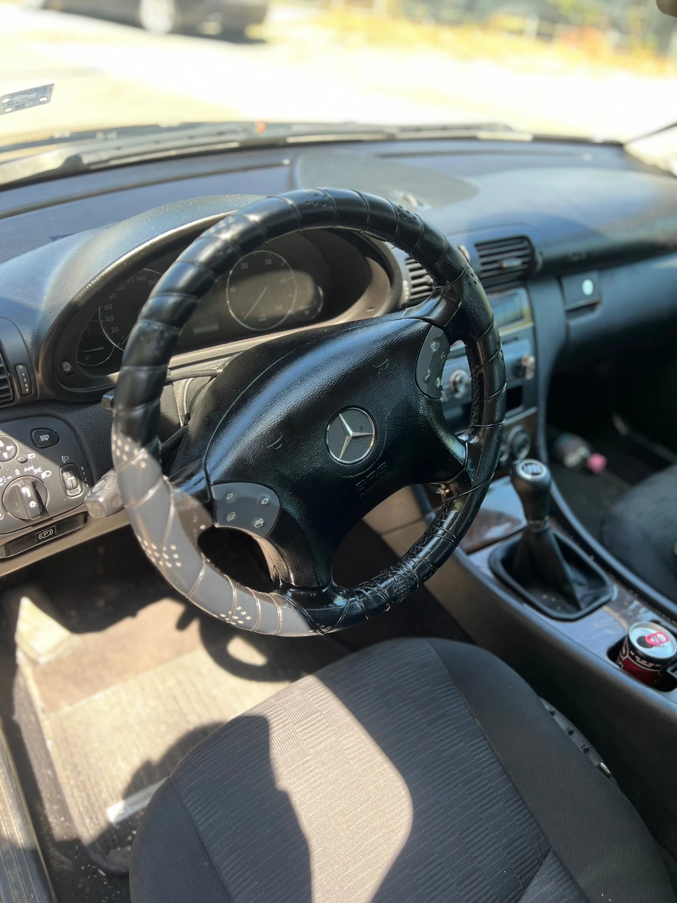 Mercedes-Benz 220  - изображение 5
