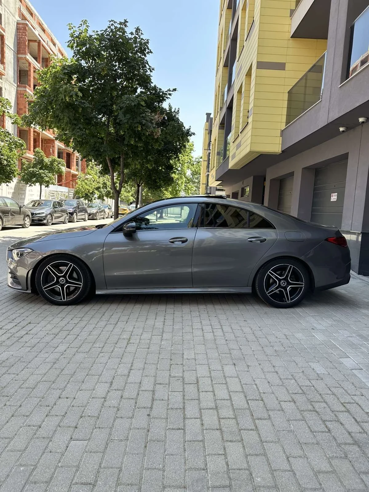 Mercedes-Benz CLA 200 AMG FULL PANO - изображение 4
