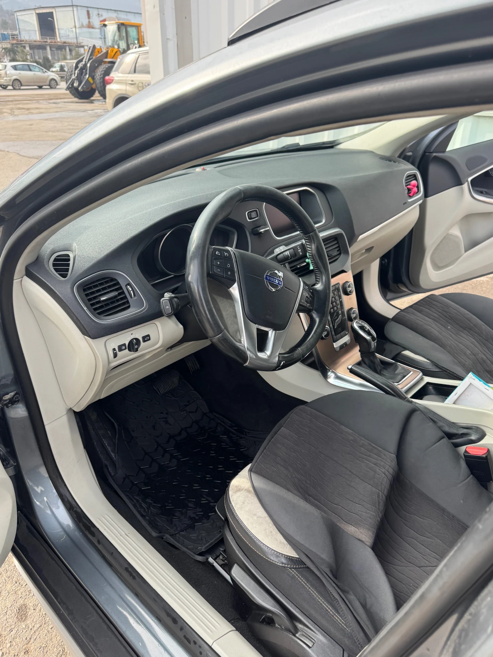 Volvo V40 Cross Country D2 | Mobile.bg � ����������� 13
