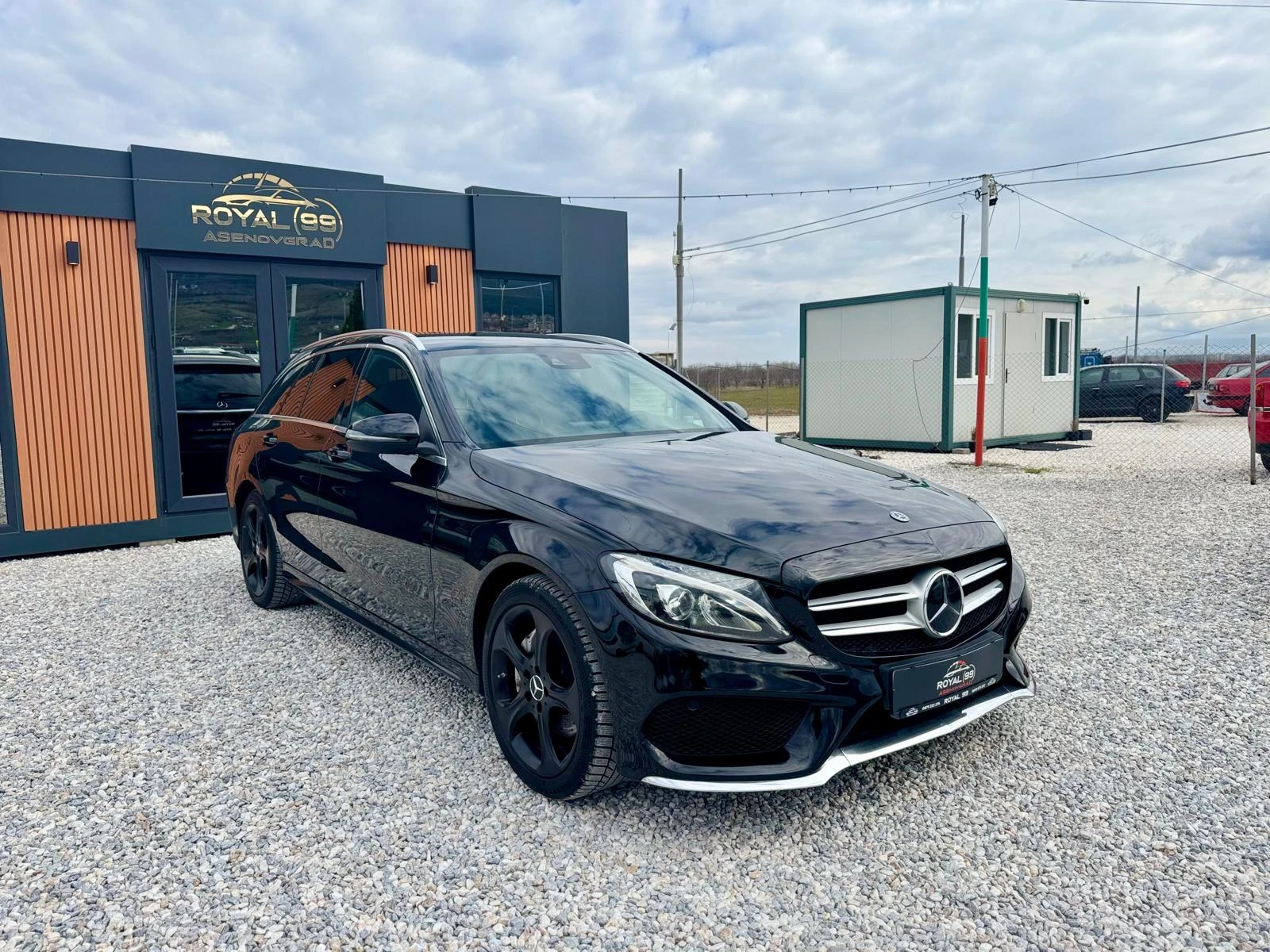 Mercedes-Benz C 220 ::4 MATIC::AMG line::9G-TRONIC::1 собственик - изображение 3