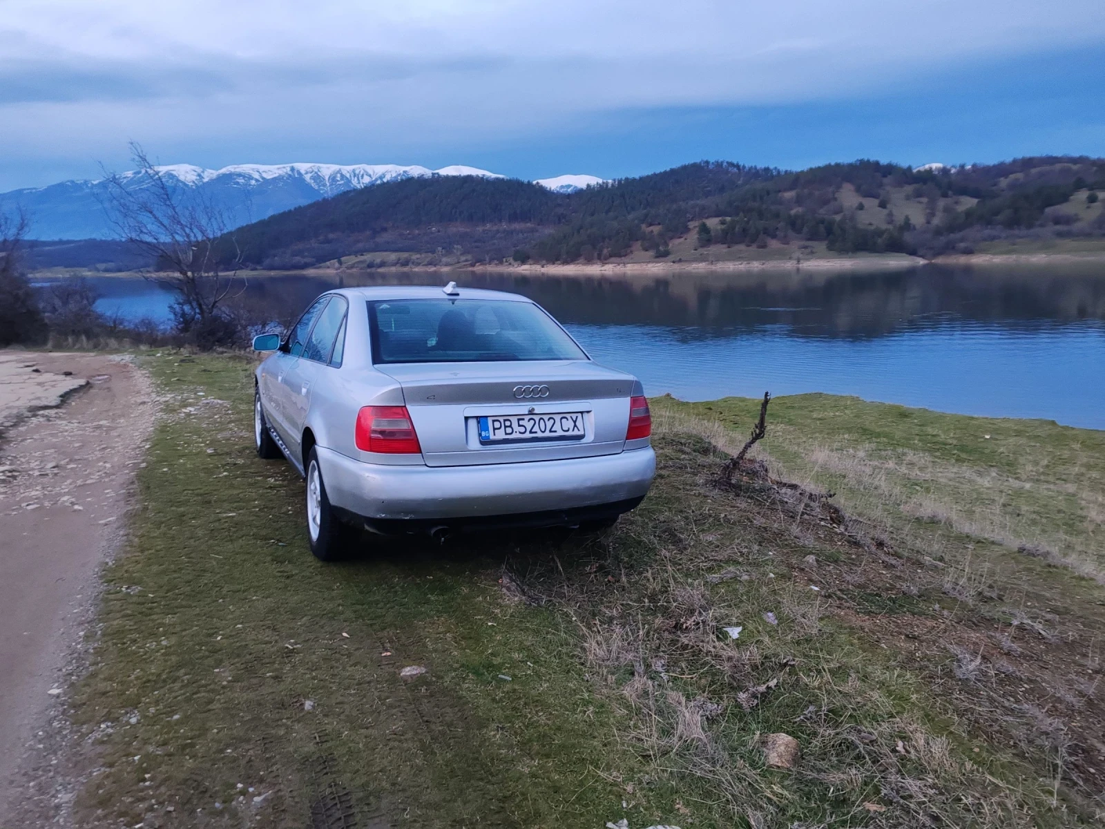 Audi A4 1.6 i | Mobile.bg � ����������� 4