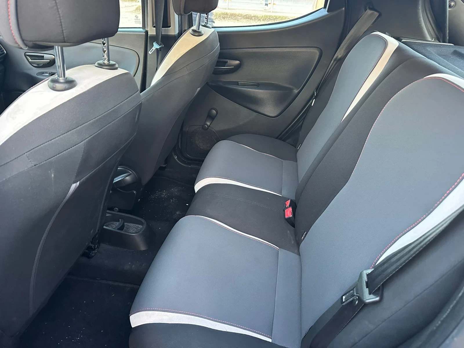 Lancia Y 0, 900 CNG EURO6, снимка 8 - Автомобили и джипове - 53816910