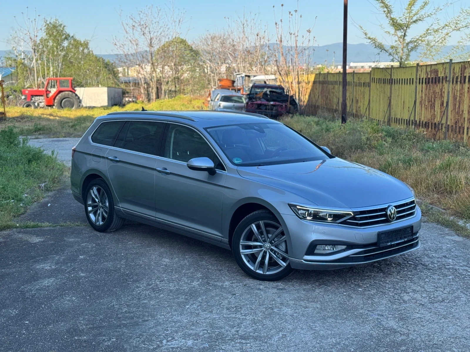 VW Passat 2.0TDI VIRTUAL DYNAUDIO IQ-LIGHT PANORAMA HIGHLINE, снимка 4 - Автомобили и джипове - 54315905