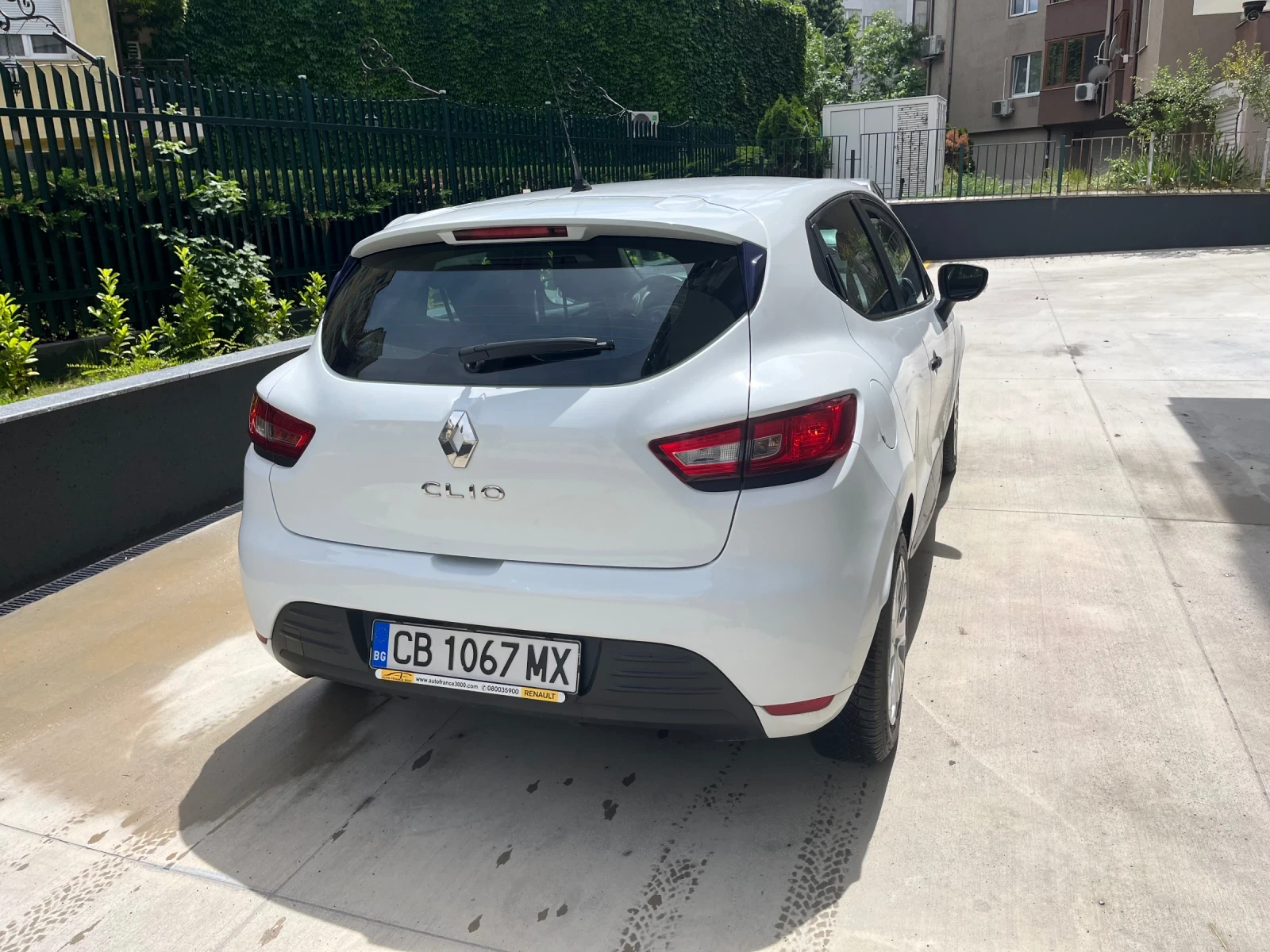 Renault Clio, снимка 5 - Автомобили и джипове - 54864510