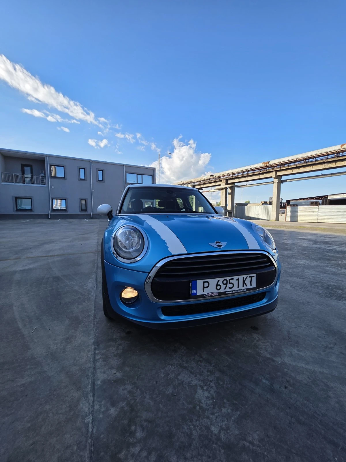 Mini D one, снимка 11 - Автомобили и джипове - 54905171