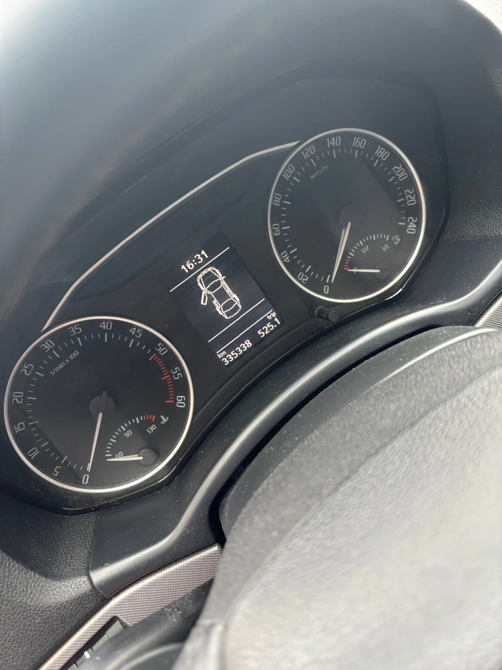 Skoda Octavia, снимка 3 - Автомобили и джипове - 54997507