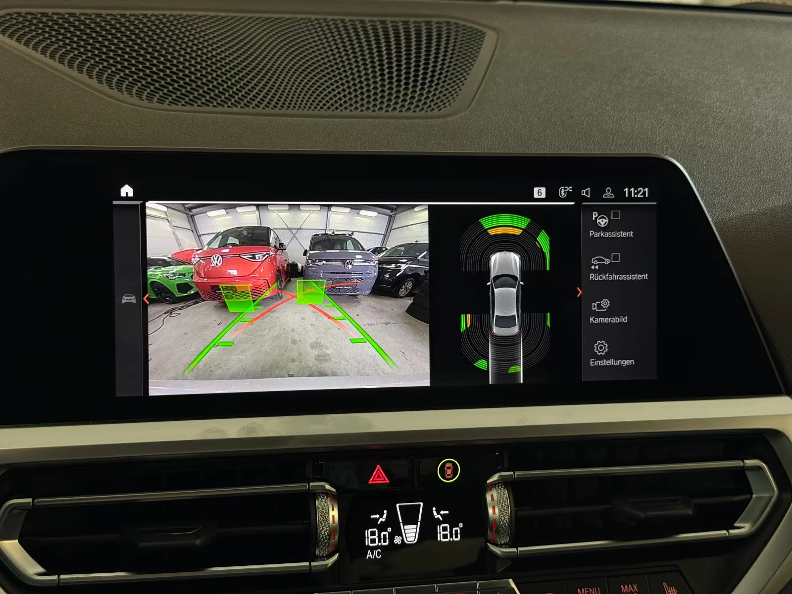 BMW 320 d/xDRIVE/190HP/M SPORT/CAM/NAVI/DIGITAL/AMBI/648z, снимка 12 - Автомобили и джипове - 55440556
