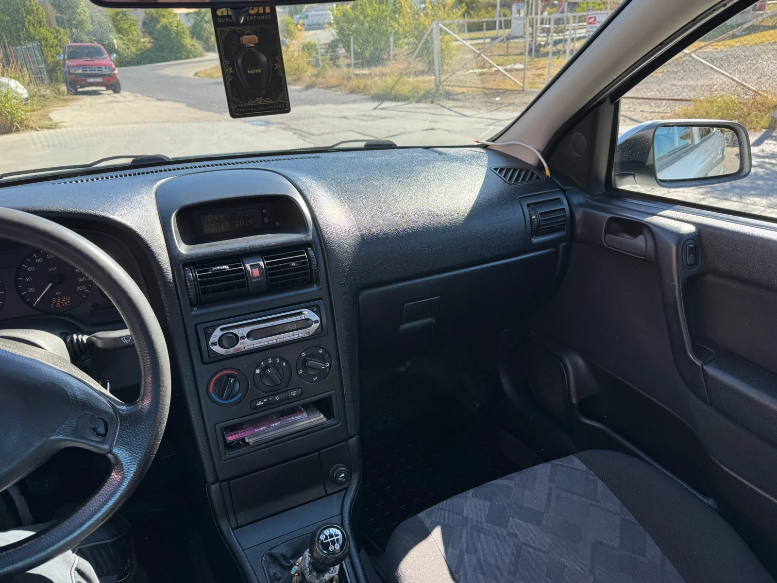 Opel Astra 1.4 16V, снимка 9 - Автомобили и джипове - 56335201