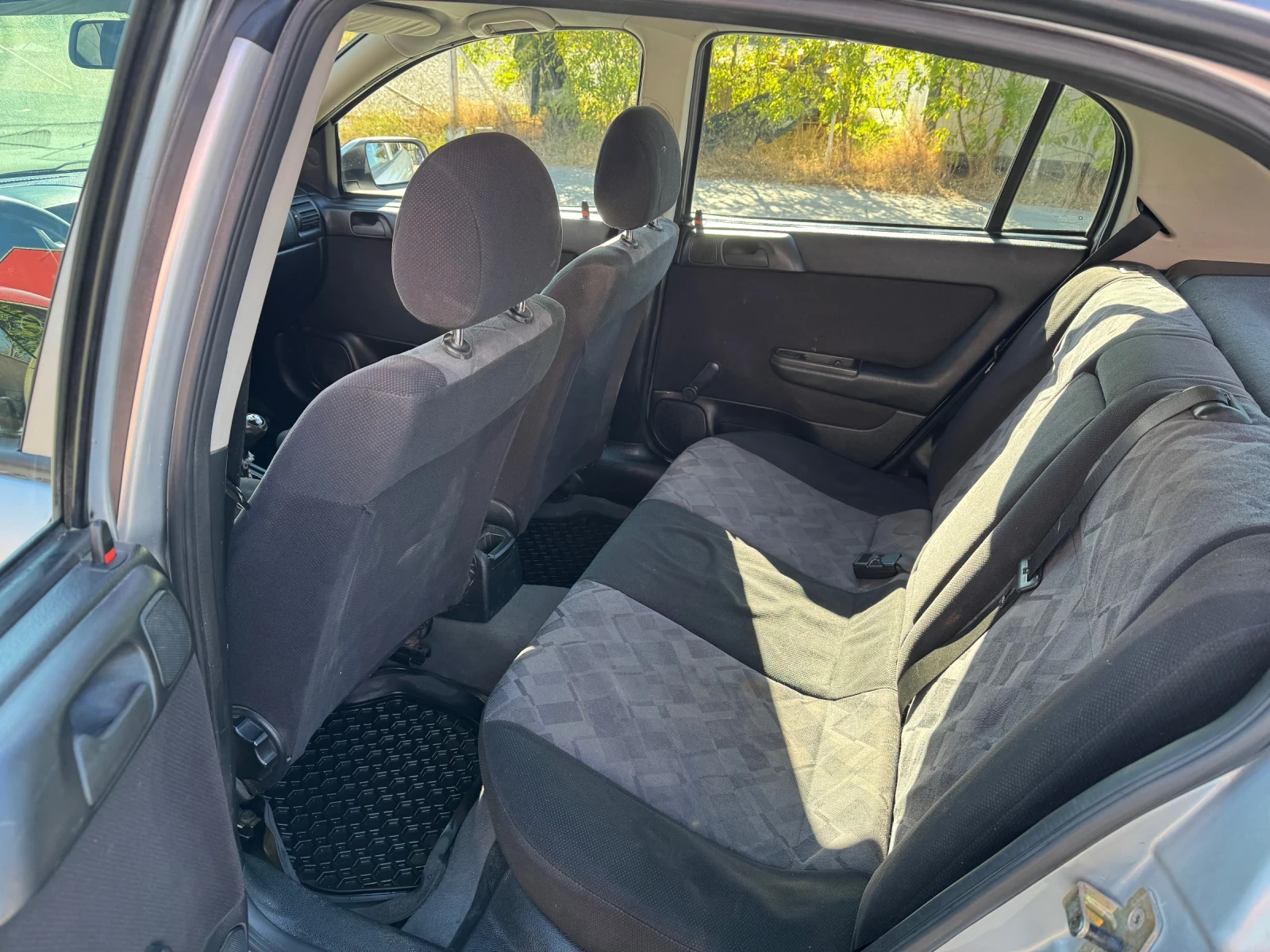 Opel Astra 1.4 16V, снимка 6 - Автомобили и джипове - 56335201