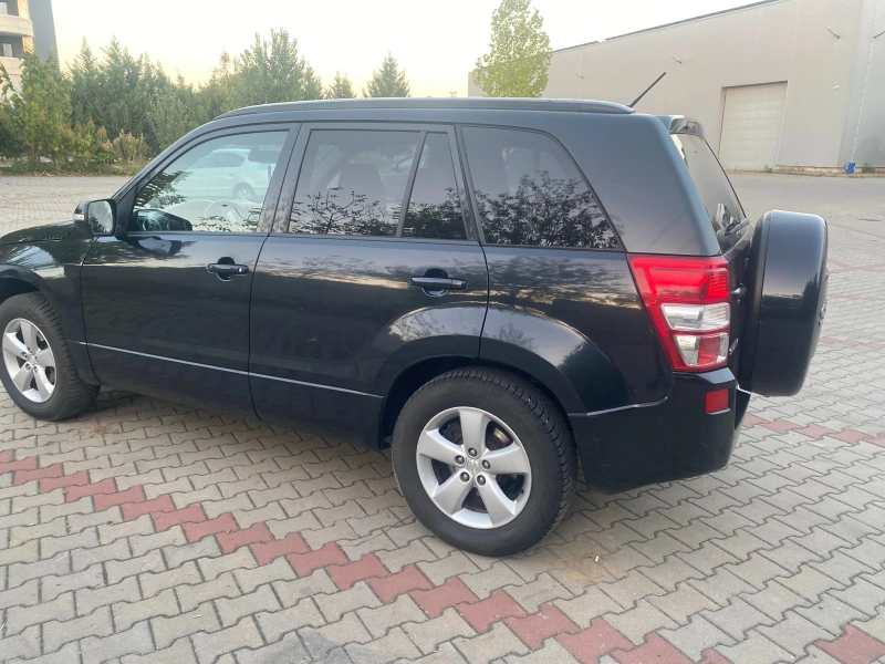 Suzuki Grand vitara, снимка 5 - Автомобили и джипове - 47379987